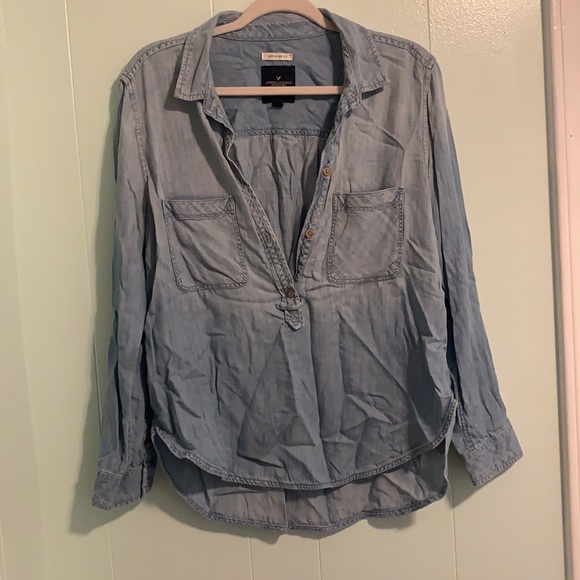 American Eagle Outfitters Tops - Women’s American Eagle Denim Button Down